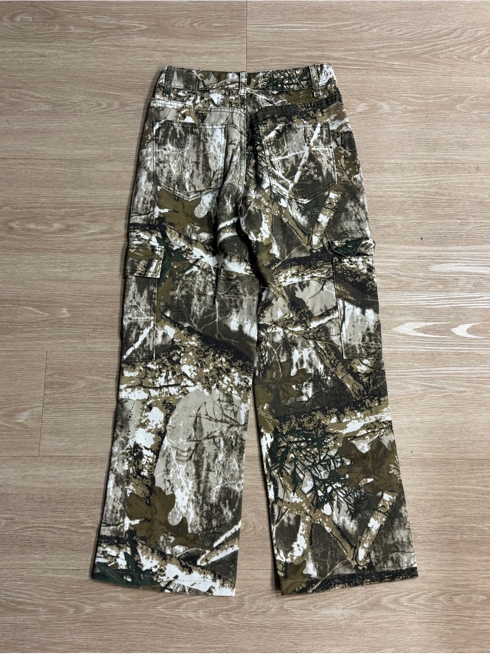 Camouflage Cargo Jeans Pants - Picture 4 of 4